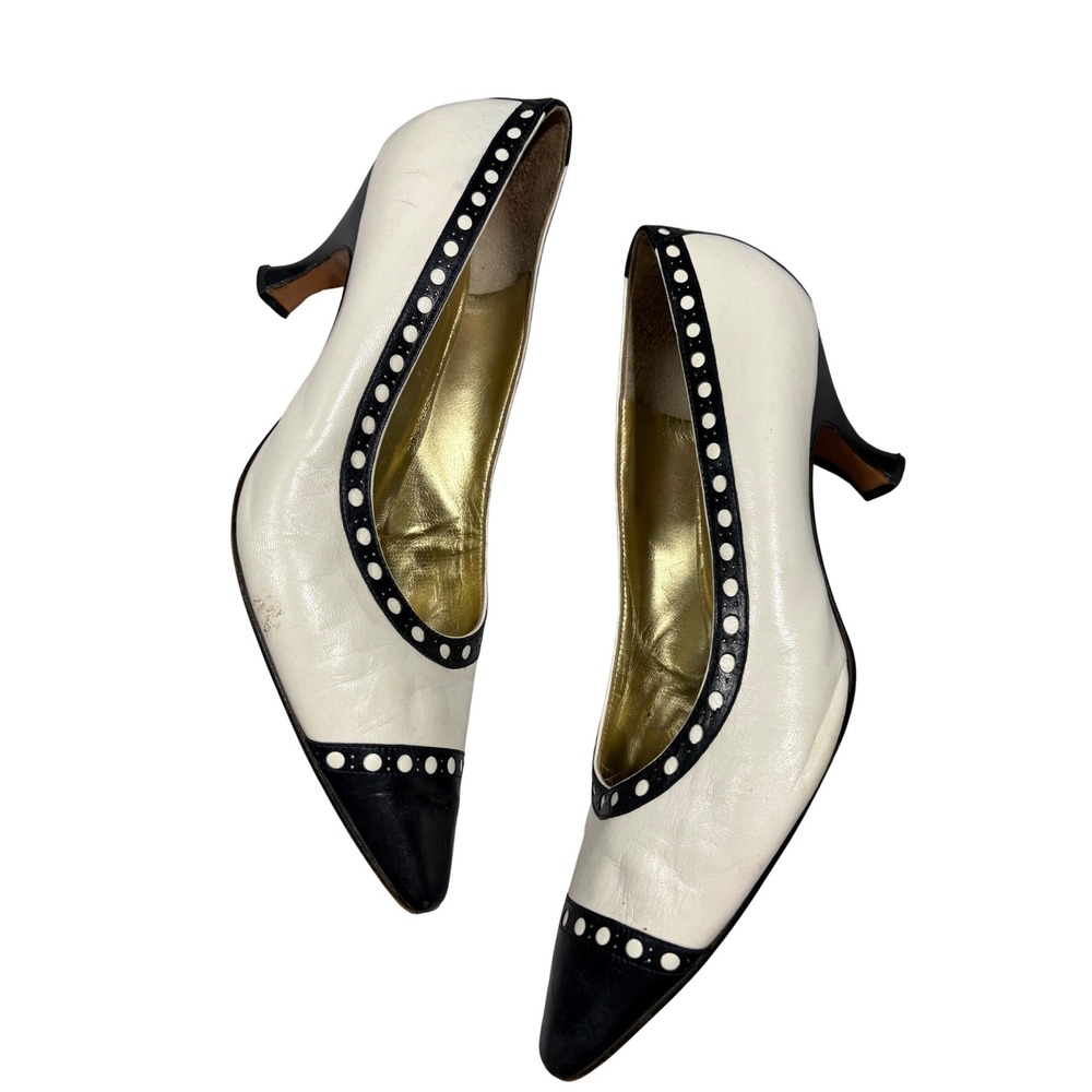 Bruno Magli Cream Navy Leather Perforated Cap Toe Kitten Heels Size 10